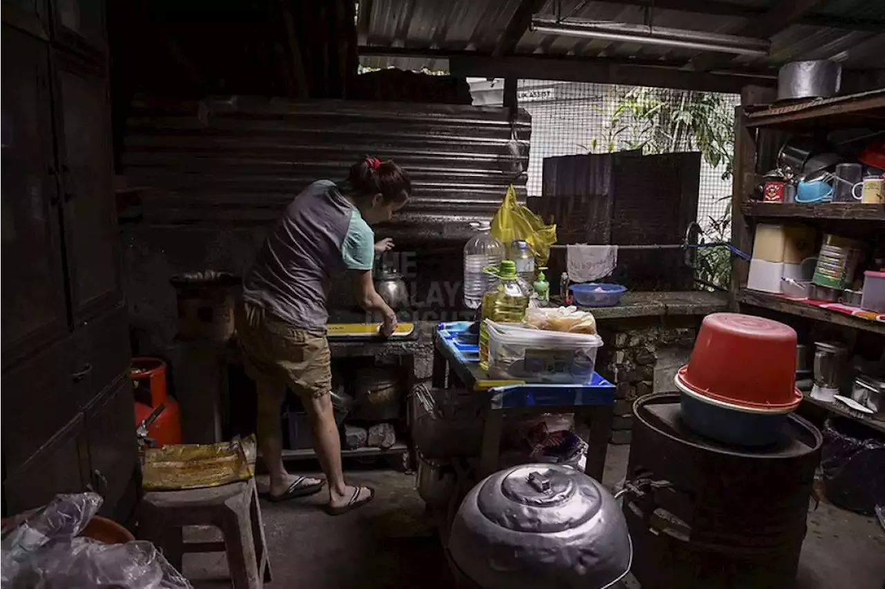 Kerajaan Sasar Tiada Lagi Keluarga Miskin Tegar Pada 2025, Kata Menteri ...