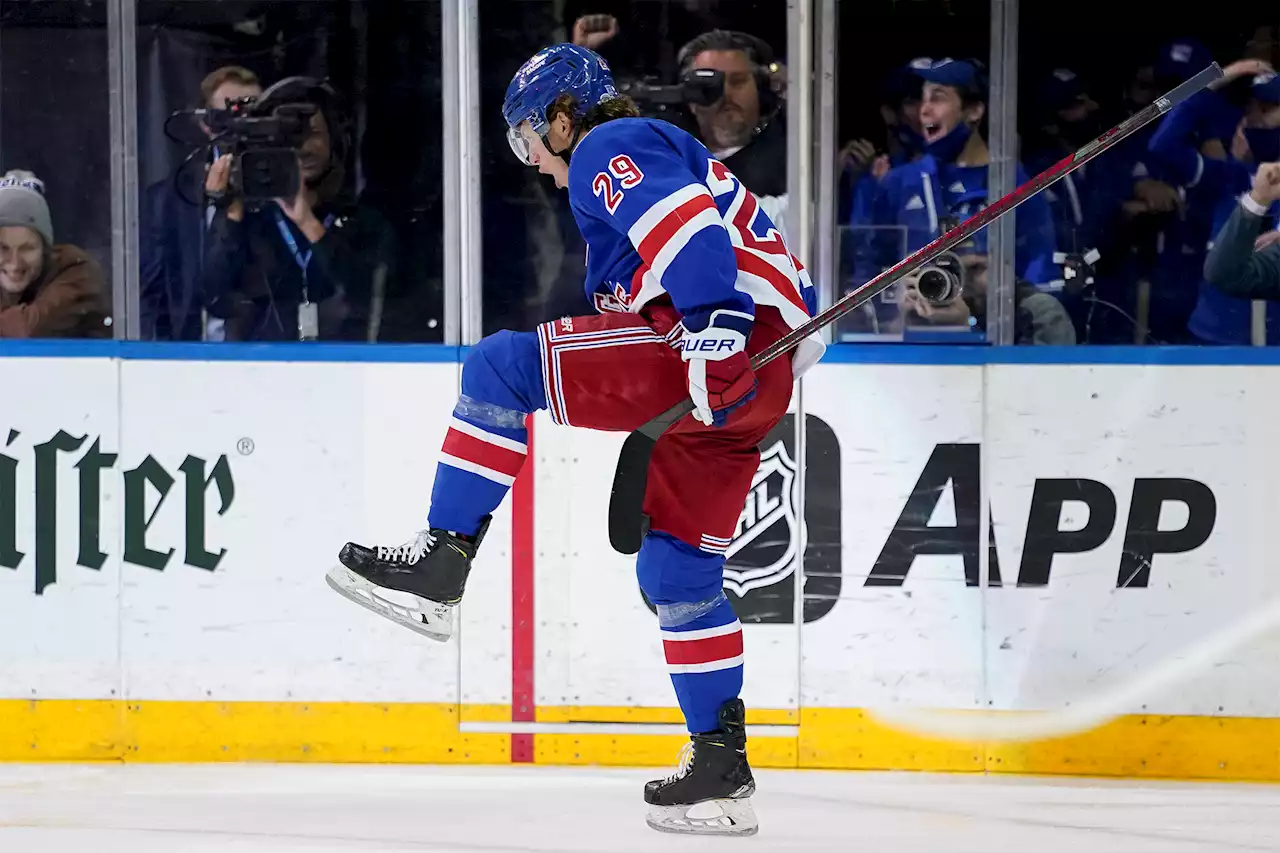 Rangers top Capitals to set up playoff showdown with Penguins