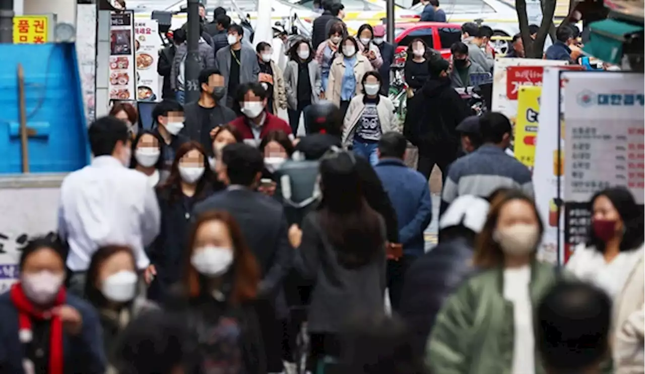 내주부터 실외서 마스크 벗는다, 한덕수 '일단 결정 따라야...'