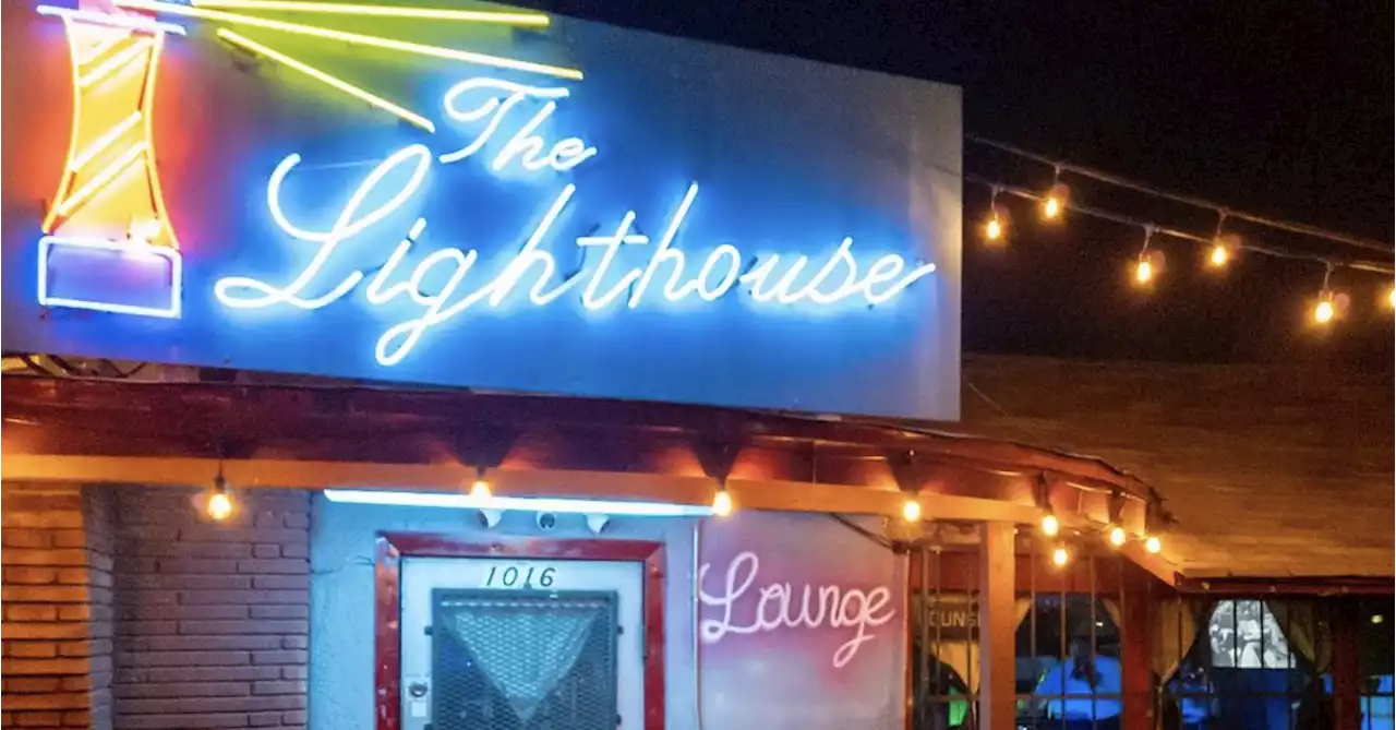 San Antonio nightspot Lighthouse Lounge gets first needed approval to rebuild lakeside deck