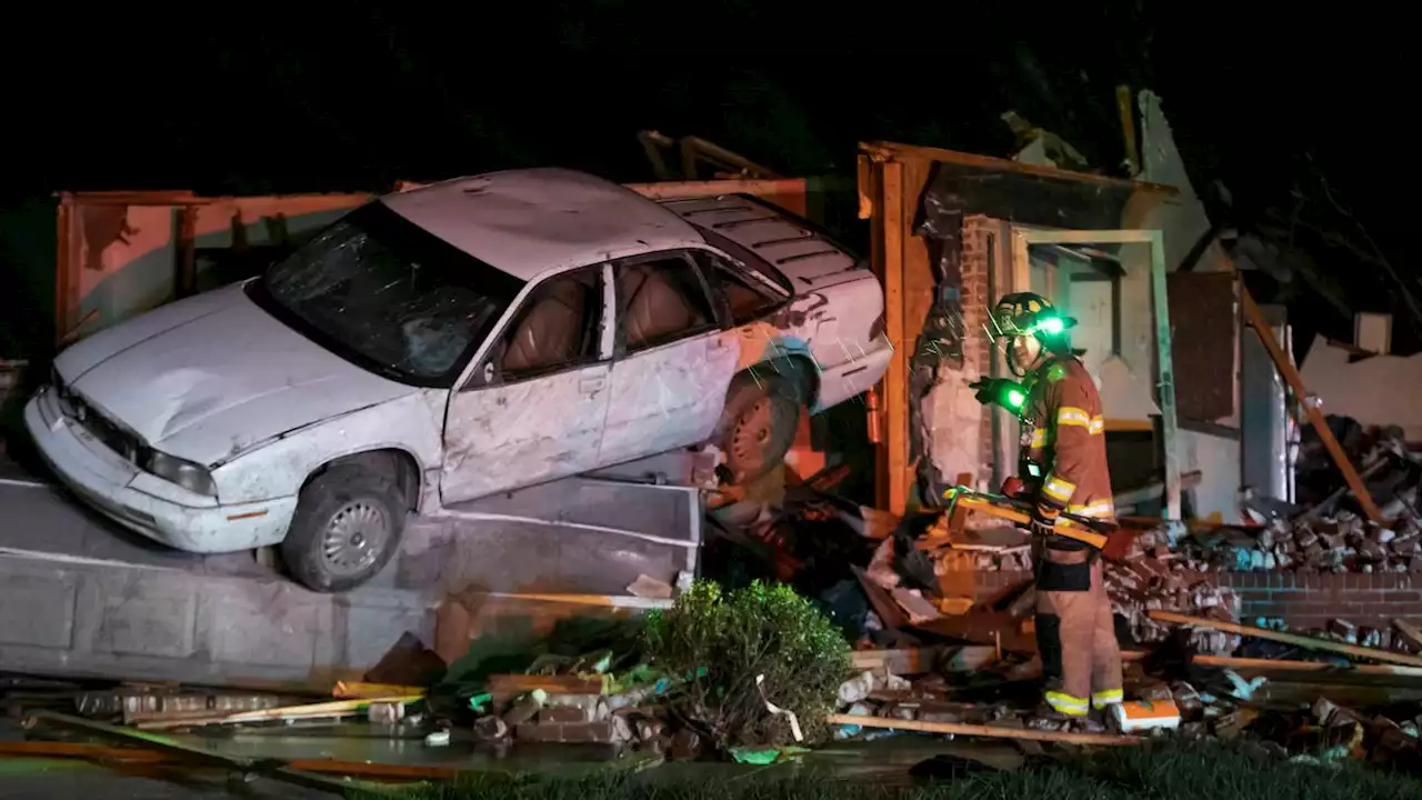 Suspected tornado rips through Kansas, causes severe damage