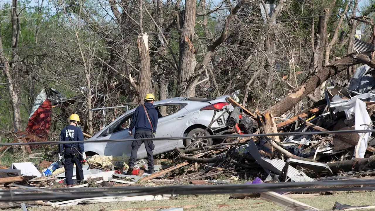 Suspected tornado rips through Kansas, causes severe damage