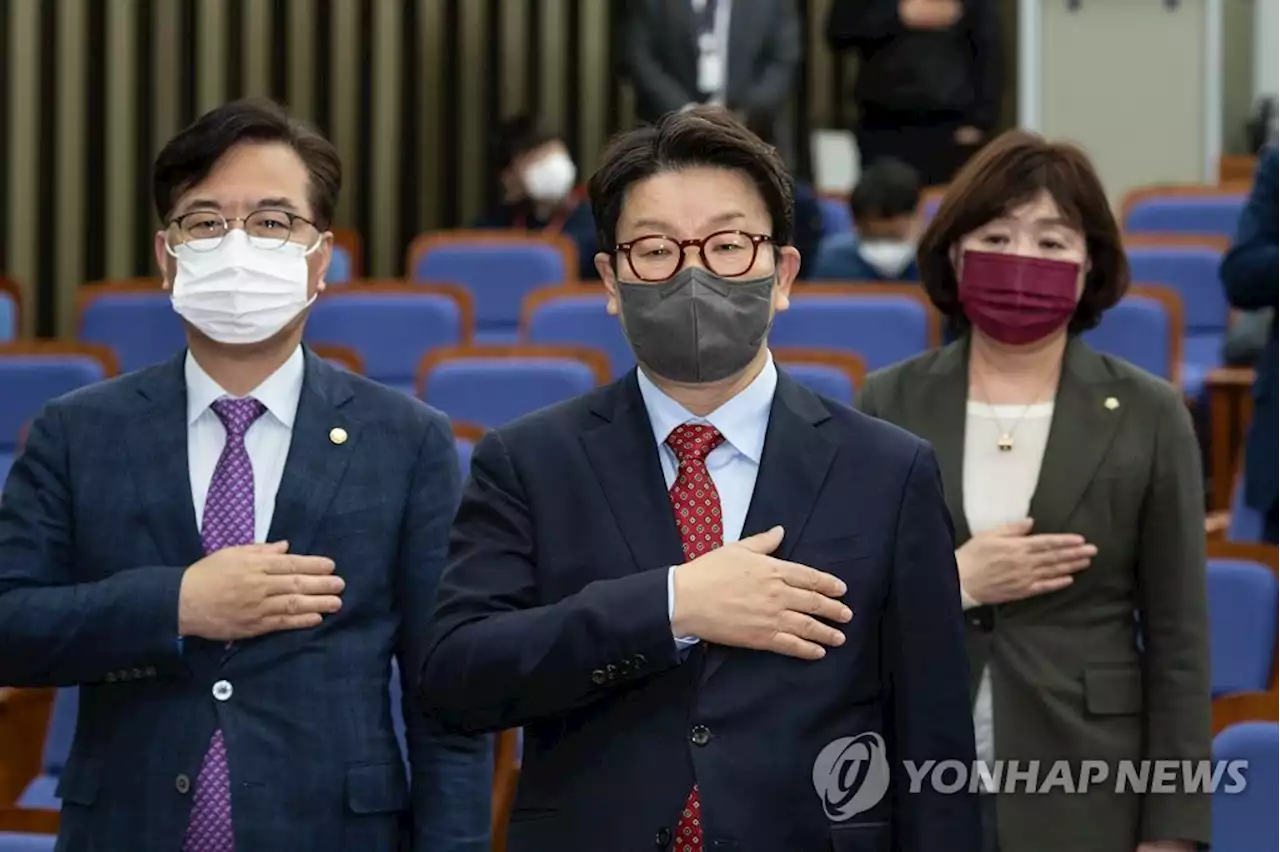 권성동 '문대통령, 검수완박 수혜자 아닌 거부권자 돼야' | 연합뉴스