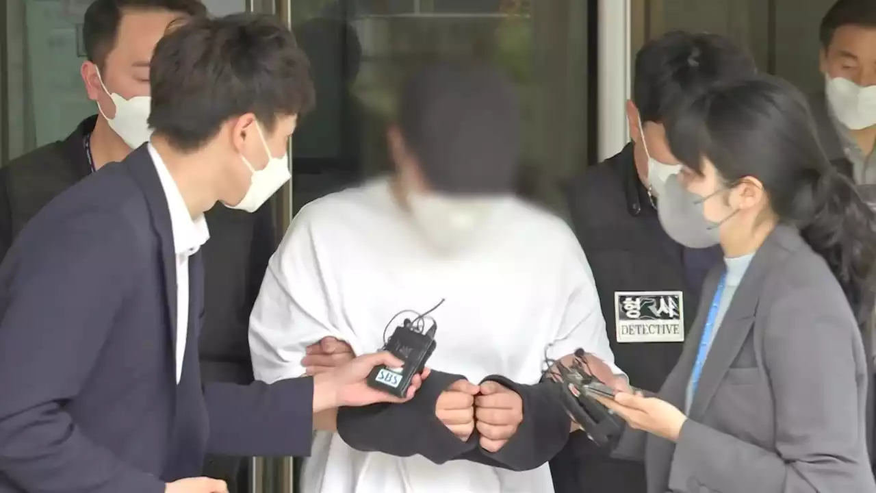 '614억 횡령' 우리은행 직원 구속...'공범' 동생 영장
