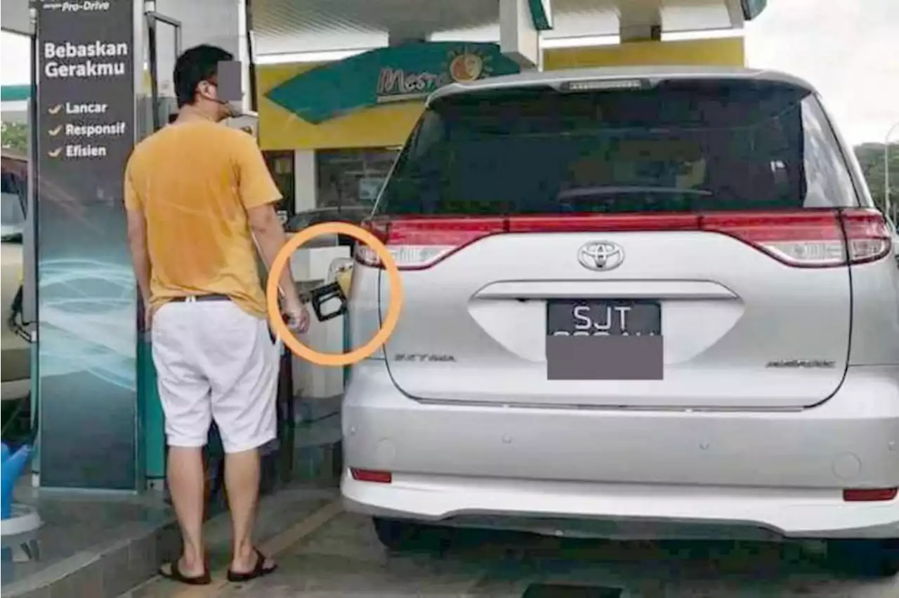 Malaysia warns of $640,000 fines for operators who sell RON95 petrol to foreign vehicle owners