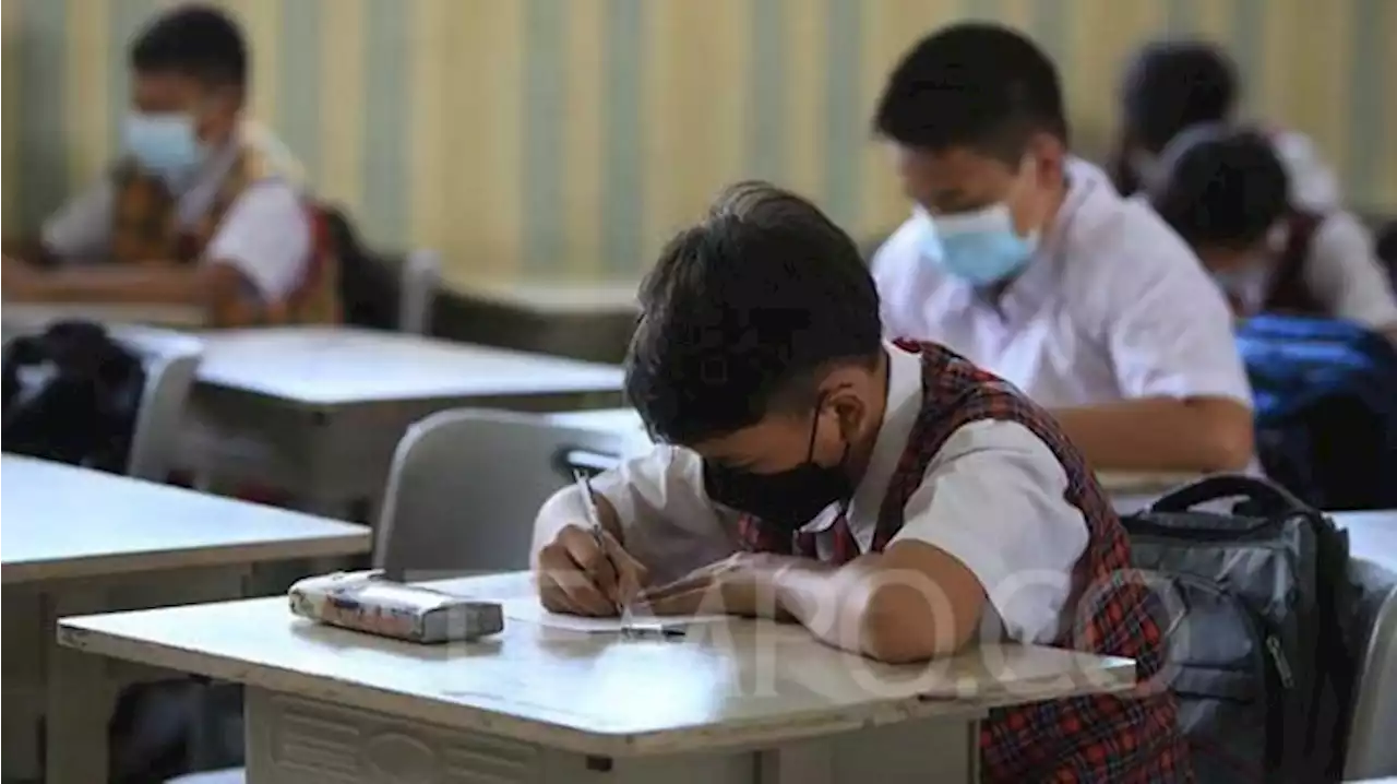 Epidemiolog Sarankan PTM 100 Persen Tetap Harus Perhatikan Kapasitas Kelas