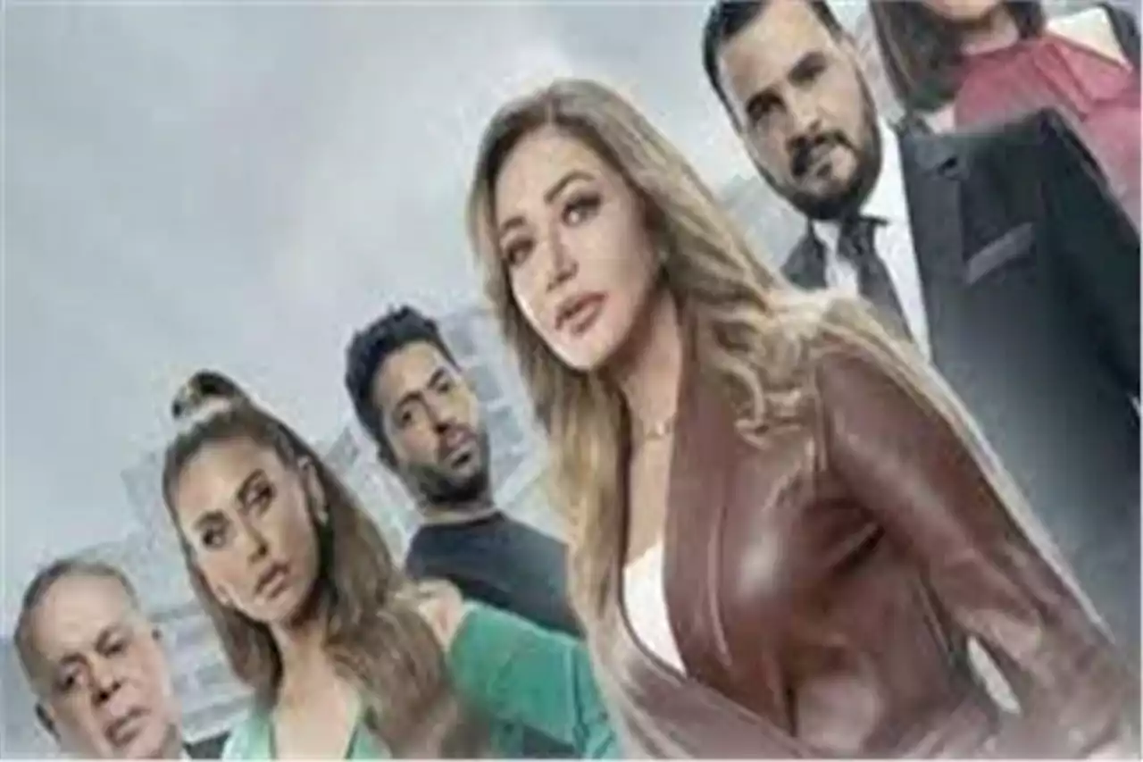 فيديو| وفاة أحد أفراد فريق عمل مسلسل «ليلى علوي»