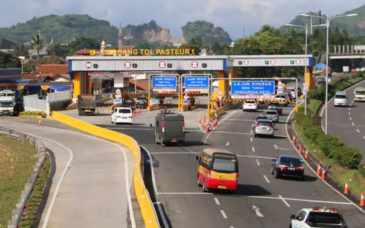 Geger! Tarif Tol Naik Jelang Mudik Lebaran, Ini Penjelasan BPJT | Ekonomi - Bisnis.com