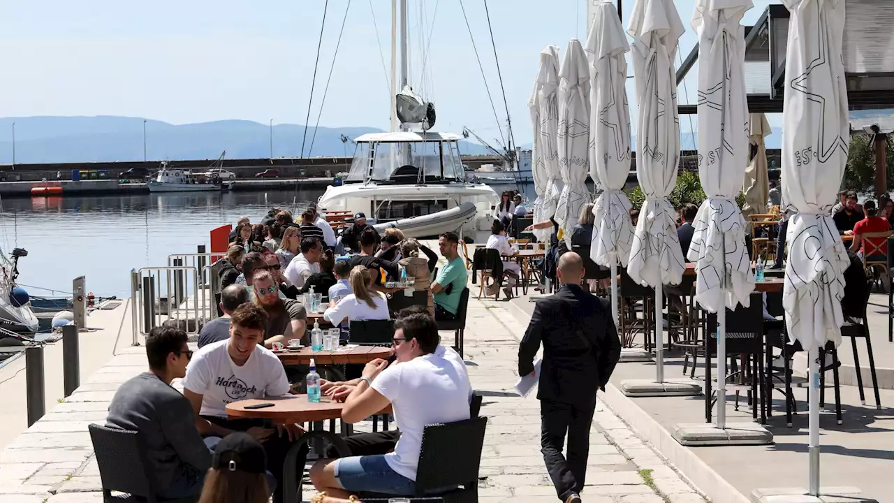 Urlaub im vielen Ländern im Februar günstiger als in Deutschland