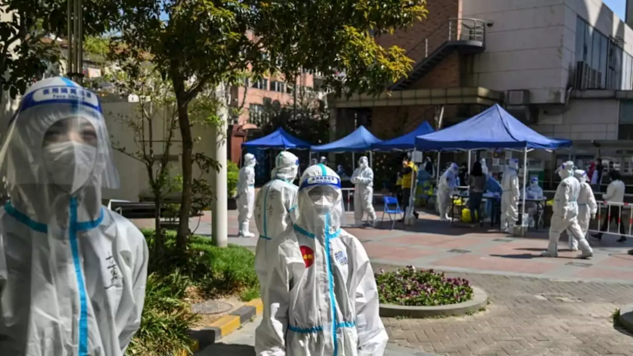 Shanghai lockdown deepens after new surge in asymptomatic COVID-19 cases