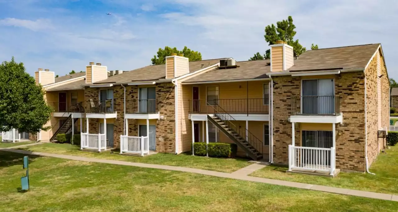 Investment firm buys apartment complexes in East Dallas and Carrollton