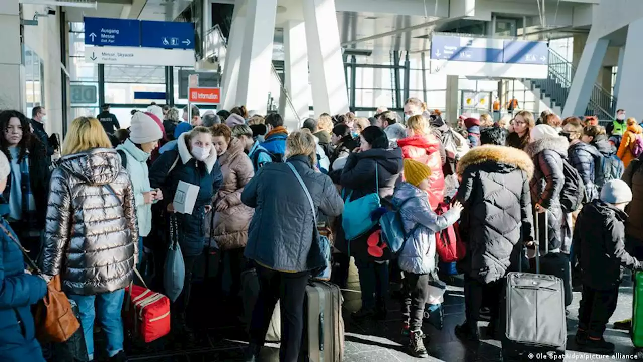 Лондон обвиняет в кибератаках три российские спецслужбы | DW | 05.04.2022