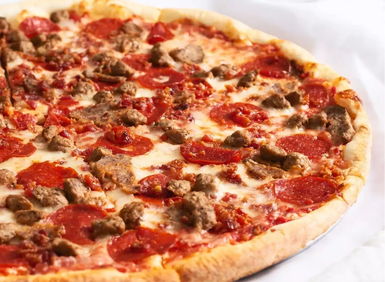 7 Worst Fast-Food Pizzas to Stay Away From Right Now — Eat This Not That