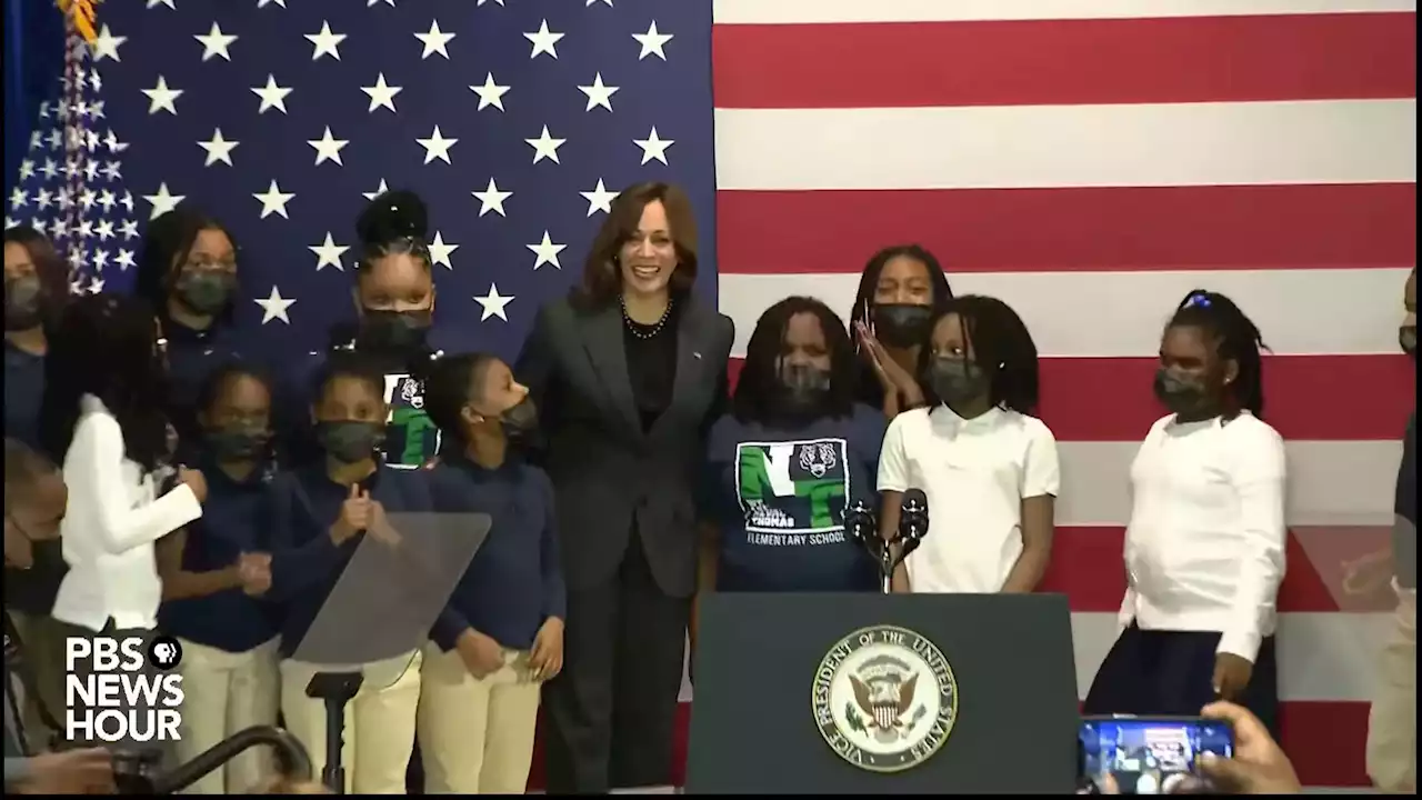 Kamala Harris ripped for going maskless in crowd of masked schoolchildren