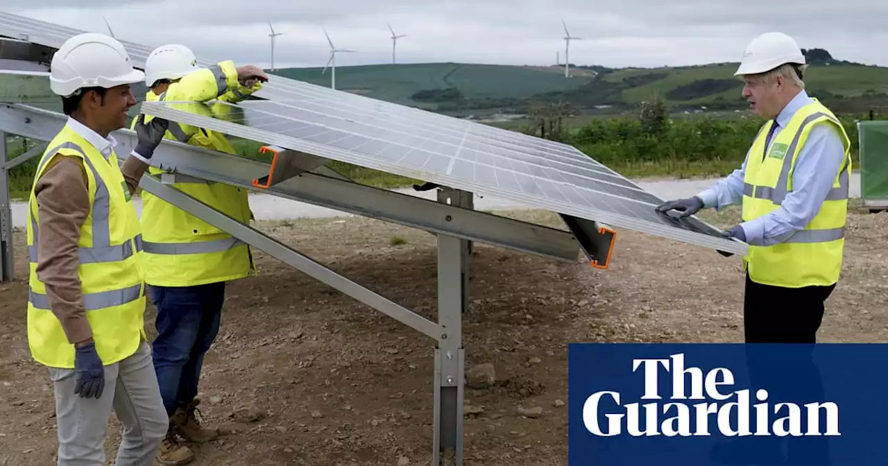 Boris Johnson blows cold on onshore wind faced with 100-plus rebel MPs