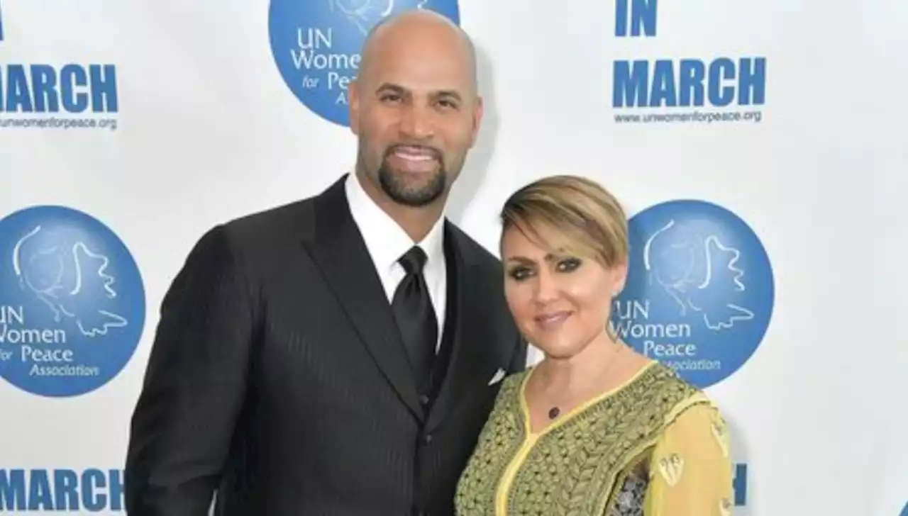 MLB Superstar Announces He's Divorcing Wife Days After Her Brain Surgery