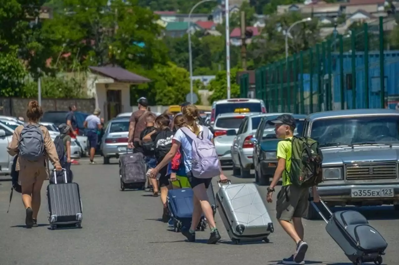 В Российском Союзе туриндустрии граждан призвали воздержаться от самостоятельных поездок