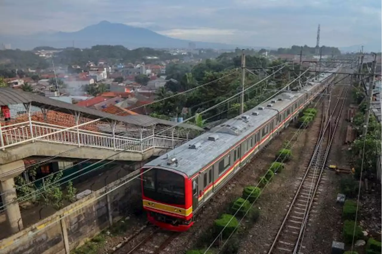 Jadwal Perjalanan Ditambah, Layanan Operasional KRL Jabodetabek Kini Sampai Pukul 24.00 WIB