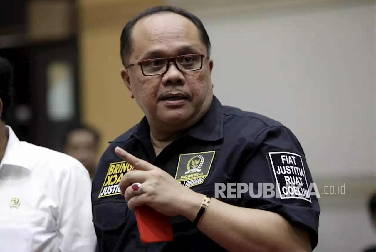 Komisi II DPR Minta Mendagri Tegur Apdesi Agar Taat pada Konstitusi |Republika Online