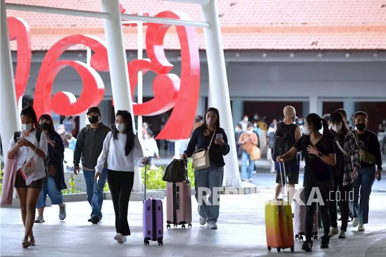 Prediksi Mobilitas Meningkat Saat Lebaran, Satgas Tambah Pintu Masuk Negara |Republika Online