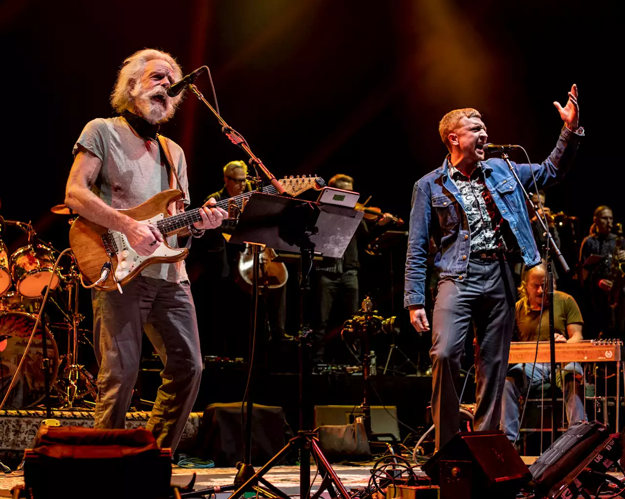 Watch Bob Weir and Tyler Childers Cover Merle Haggard's 'Mama Tried' at All-Star New York Gig