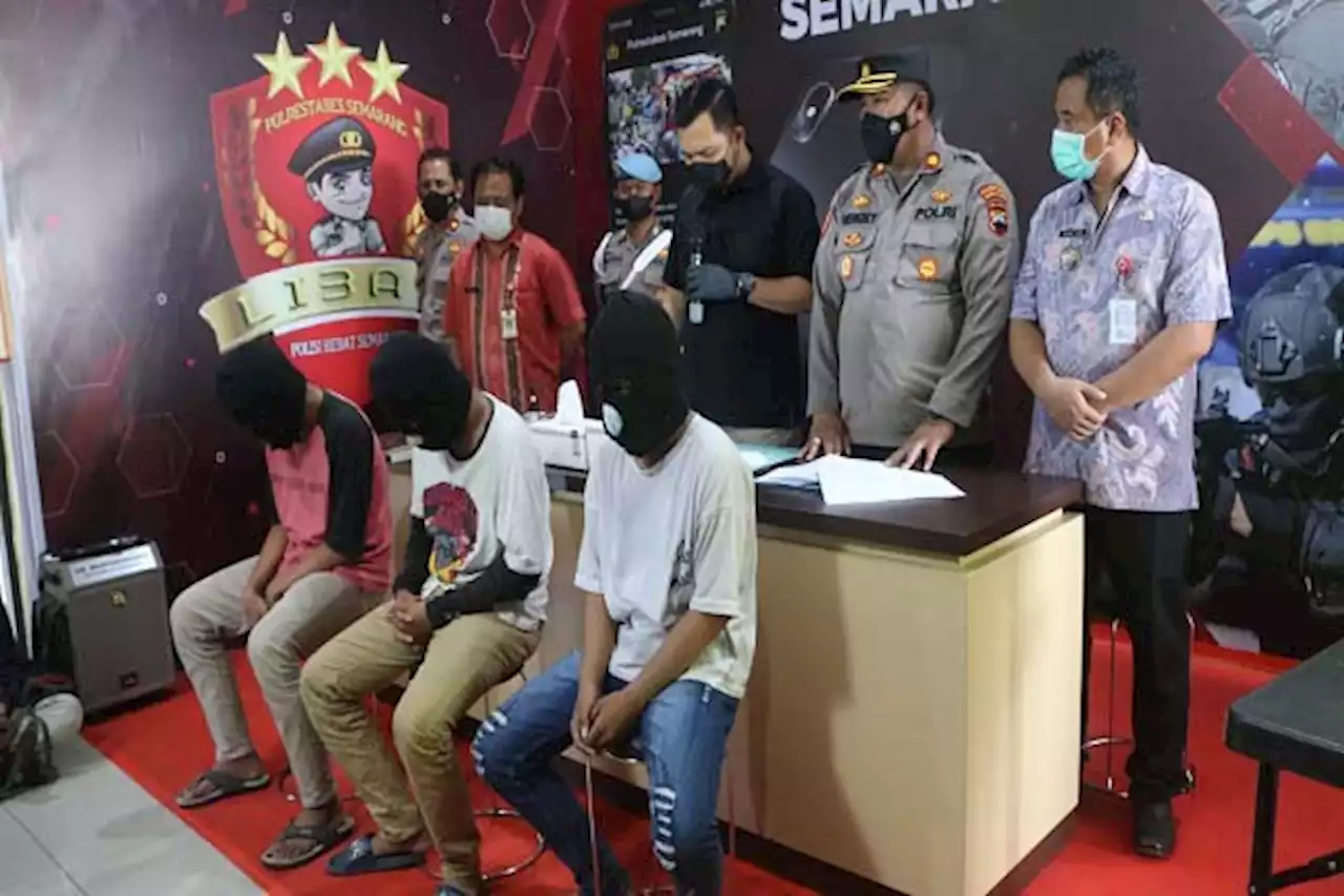 Viral Sabetkan Parang ke Pemotor, 3 Remaja di Semarang Diciduk Polisi