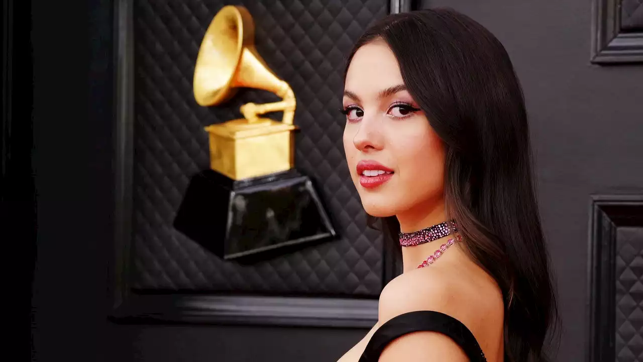 Of Course, Olivia Rodrigo's Grammys 2022 Glam Was All Glossier