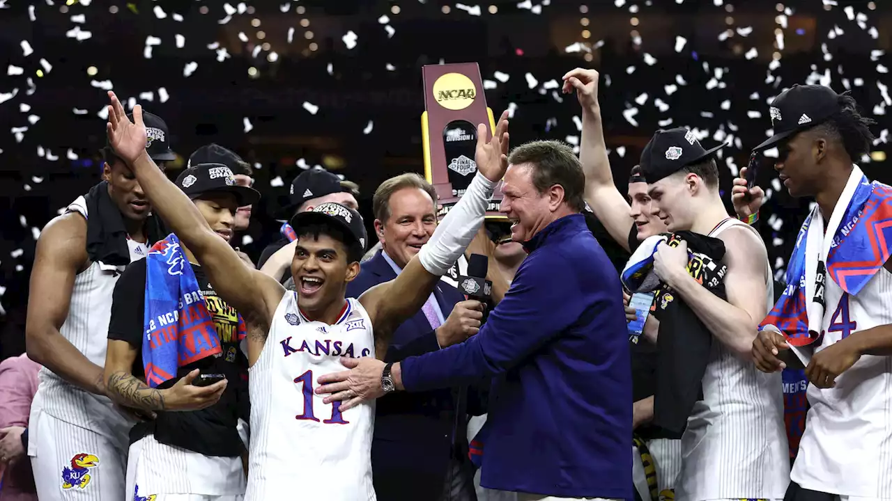 Kansas makes stunning second-half comeback to win national title