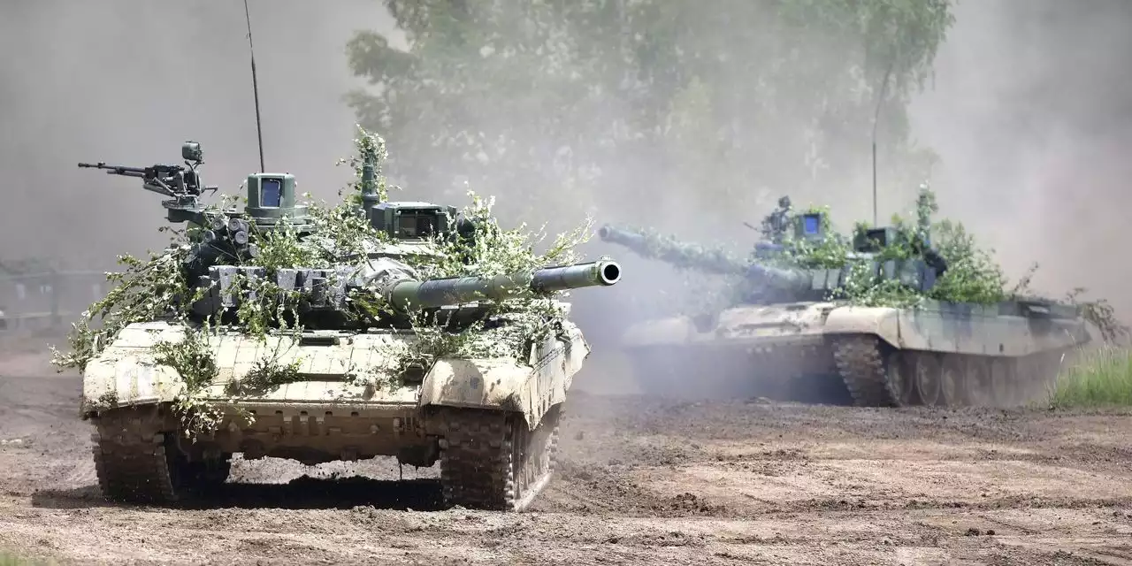 Ukraine Quietly Receives Tanks From Czech Republic to Support War Effort