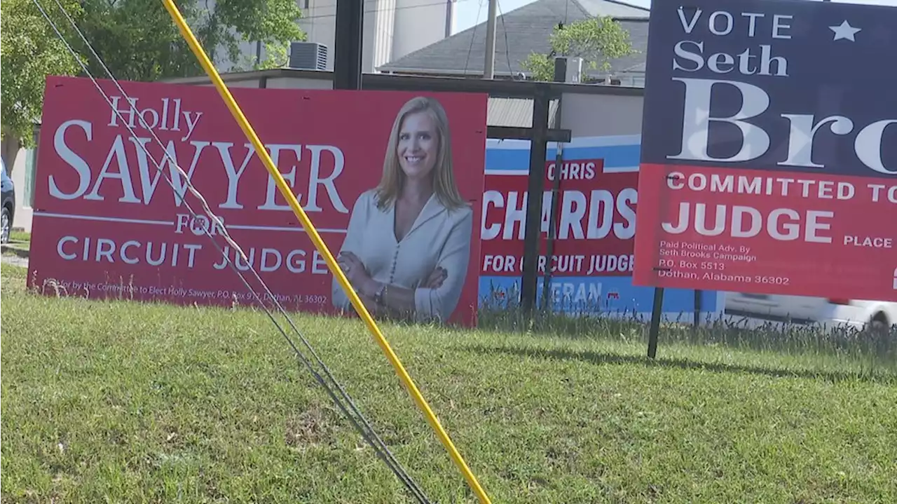 Police yank illegally placed political signs when complaints are made