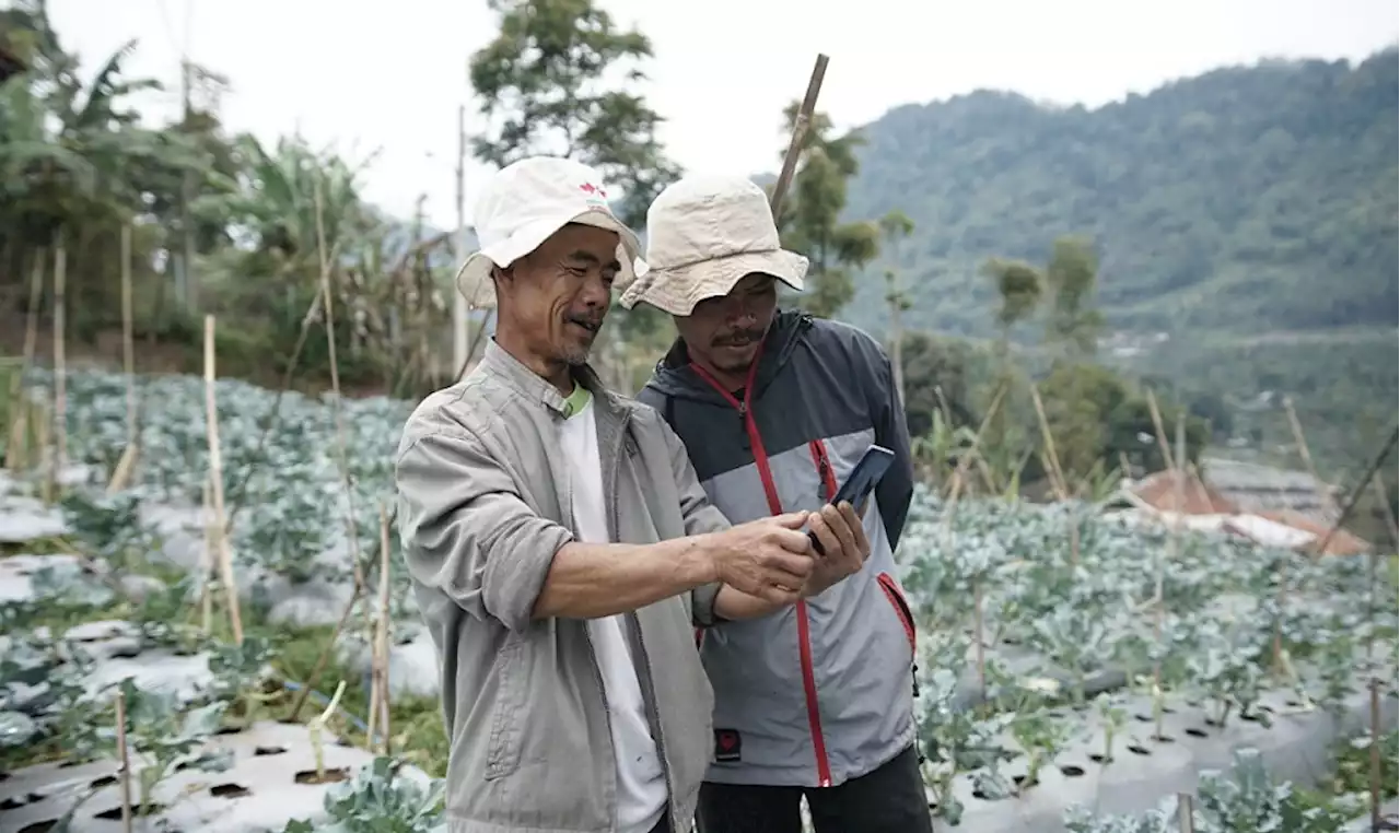 Intip Jejak ESG pada Aktivitas CSR Telkom Indonesia | Market - Bisnis.com