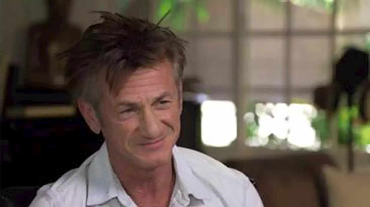 Sean Penn Appears On MSNBC And Fox News To Talk About Support For Ukraine; Told Sean Hannity “I Don’t Trust You”