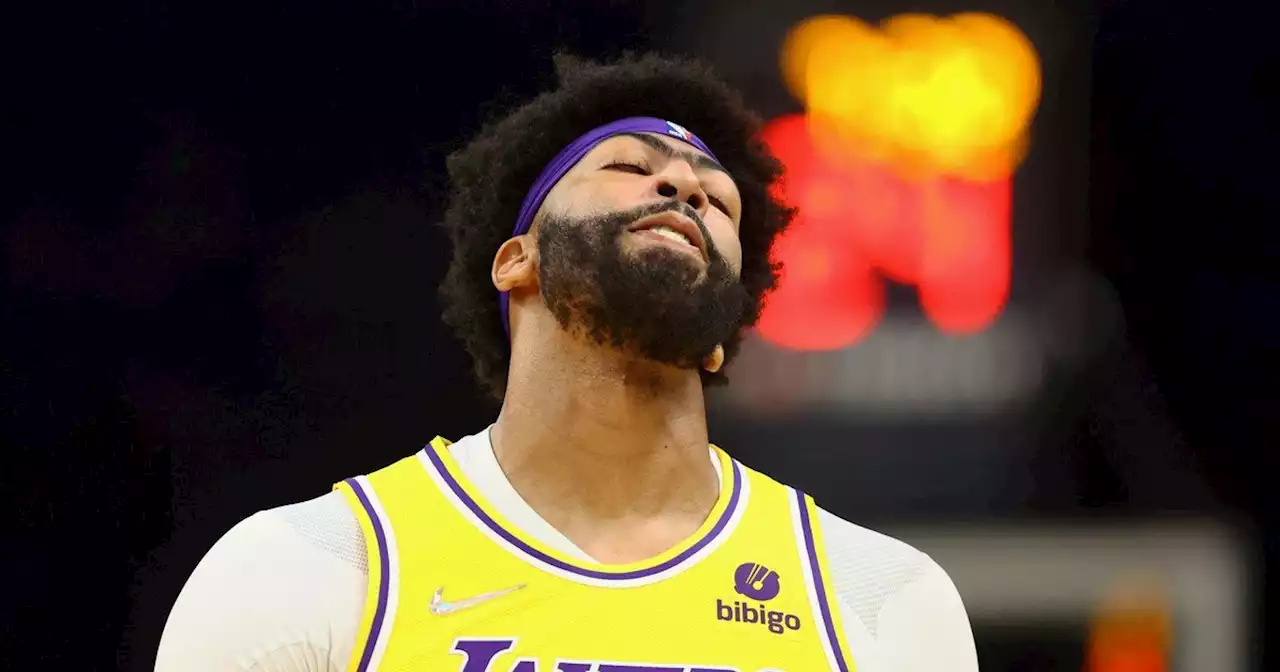 Los Angeles Lakers: séptima derrota al hilo y fuera de los playoffs