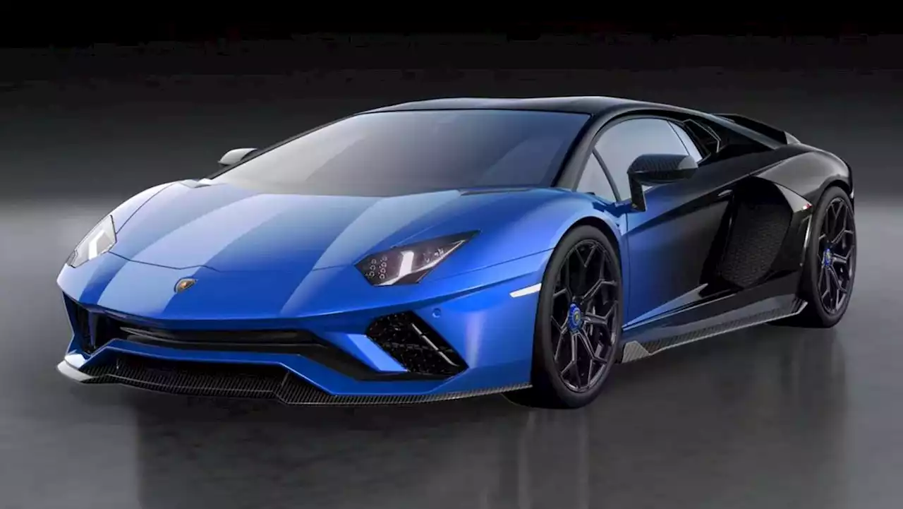 Final Lamborghini Aventador coupe to be auctioned alongside virtual NFT replica | Evo