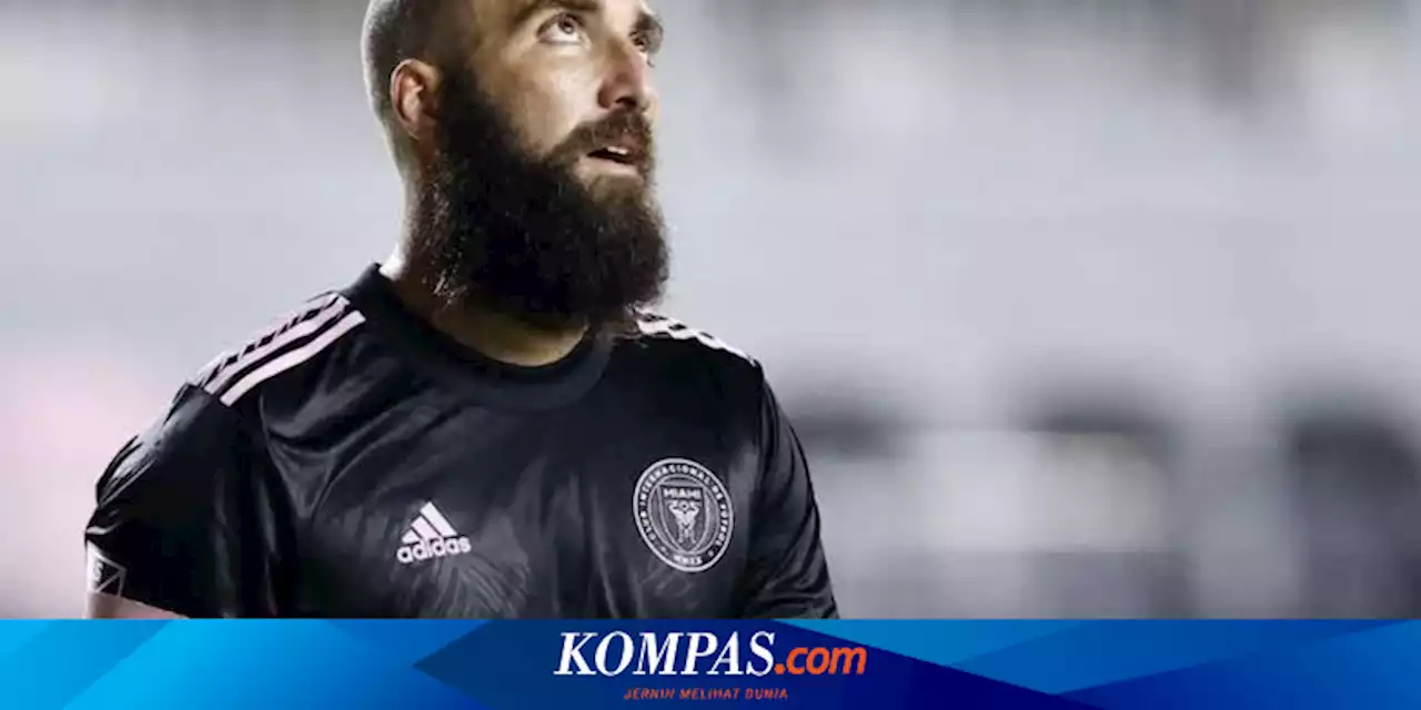 Gonzalo Higuain Bakal Pensiun pada Akhir Musim Ini