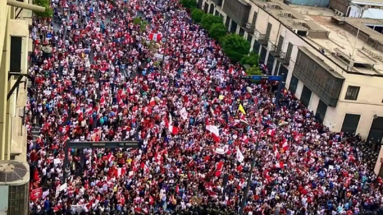 Perú levantó el toque de queda en Lima y El Callao: qué pasará con el fútbol