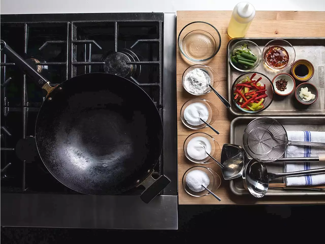 How to Set Up a Wok Cooking Station