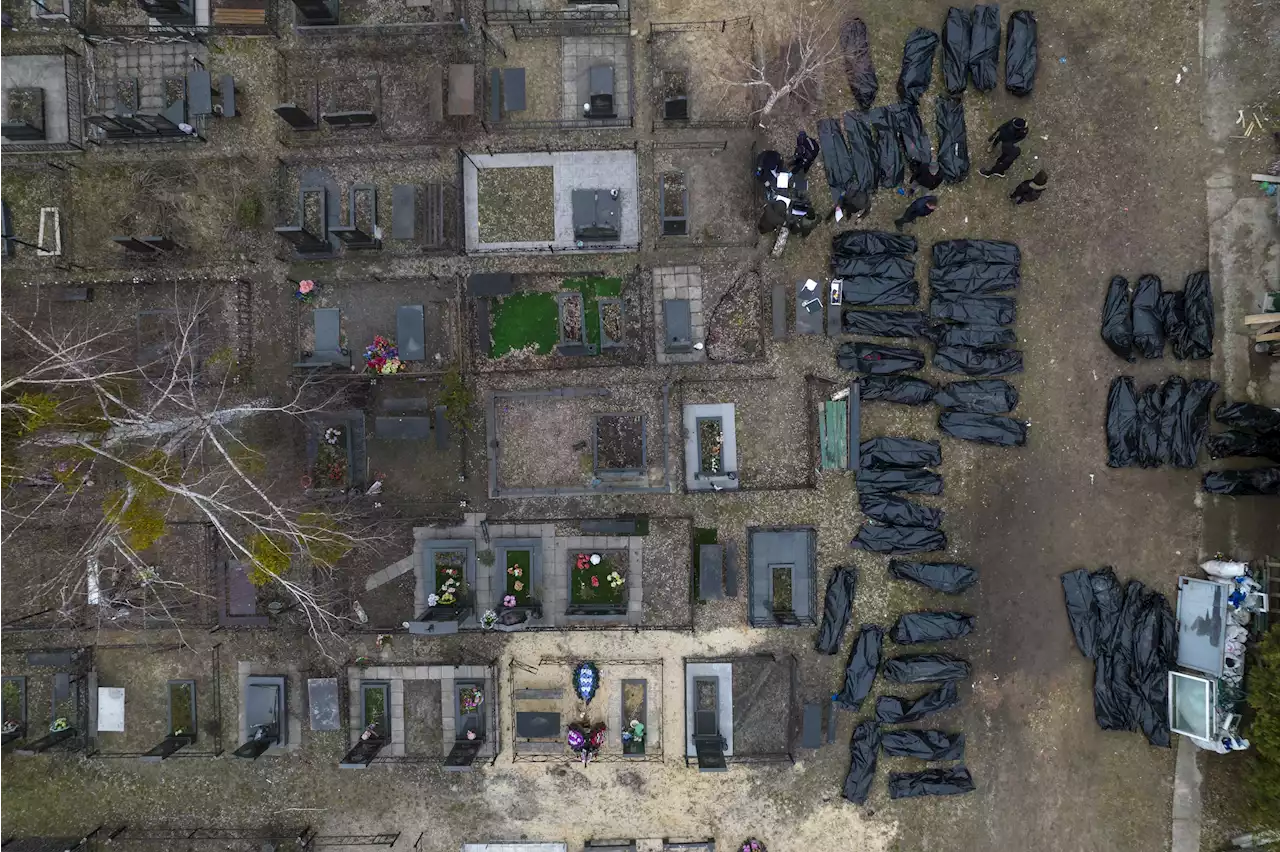 Mariupol's dead put at 5,000 as Ukraine braces in the east