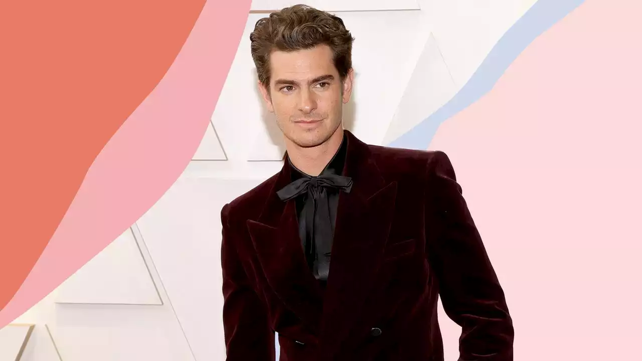 Andrew Garfield is now single, FYI