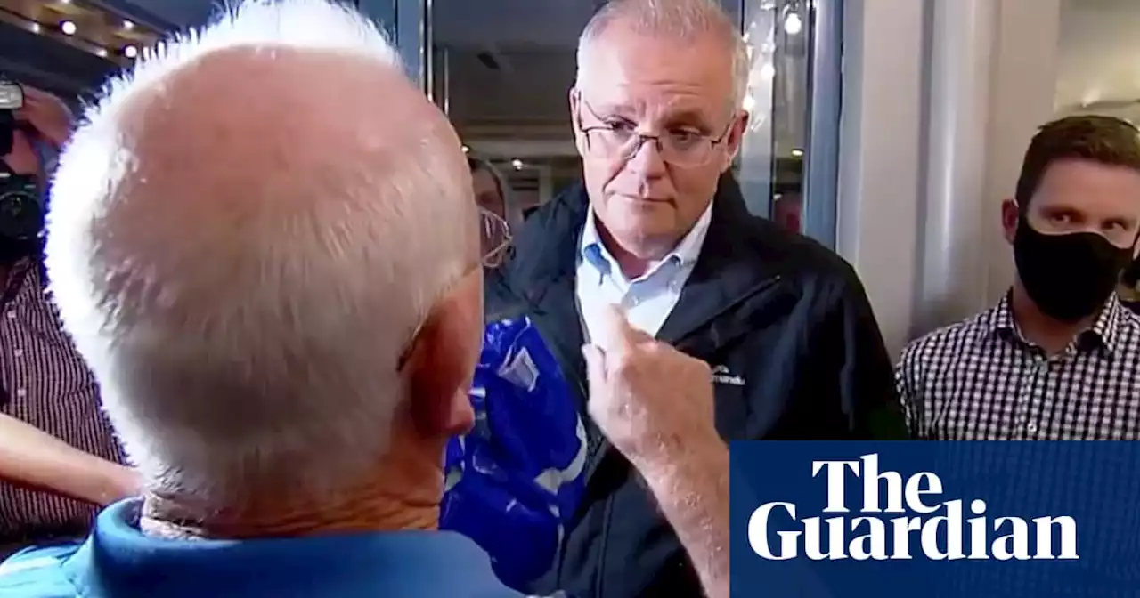 Furious pensioner confronts Scott Morrison as Newcastle pub photo opp backfires