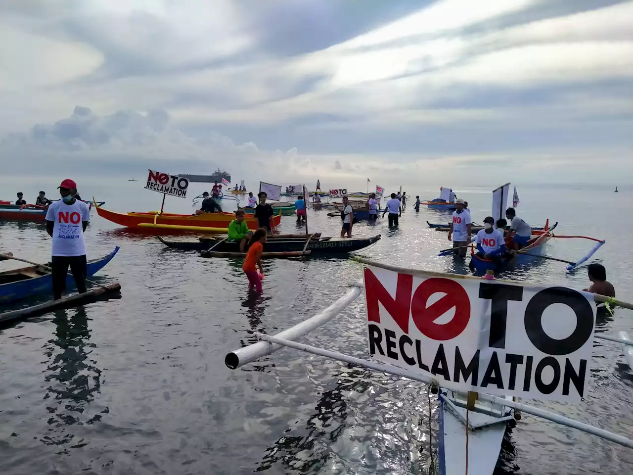 Dumaguete: ‘City of Gentle People’ fights to save coastal life