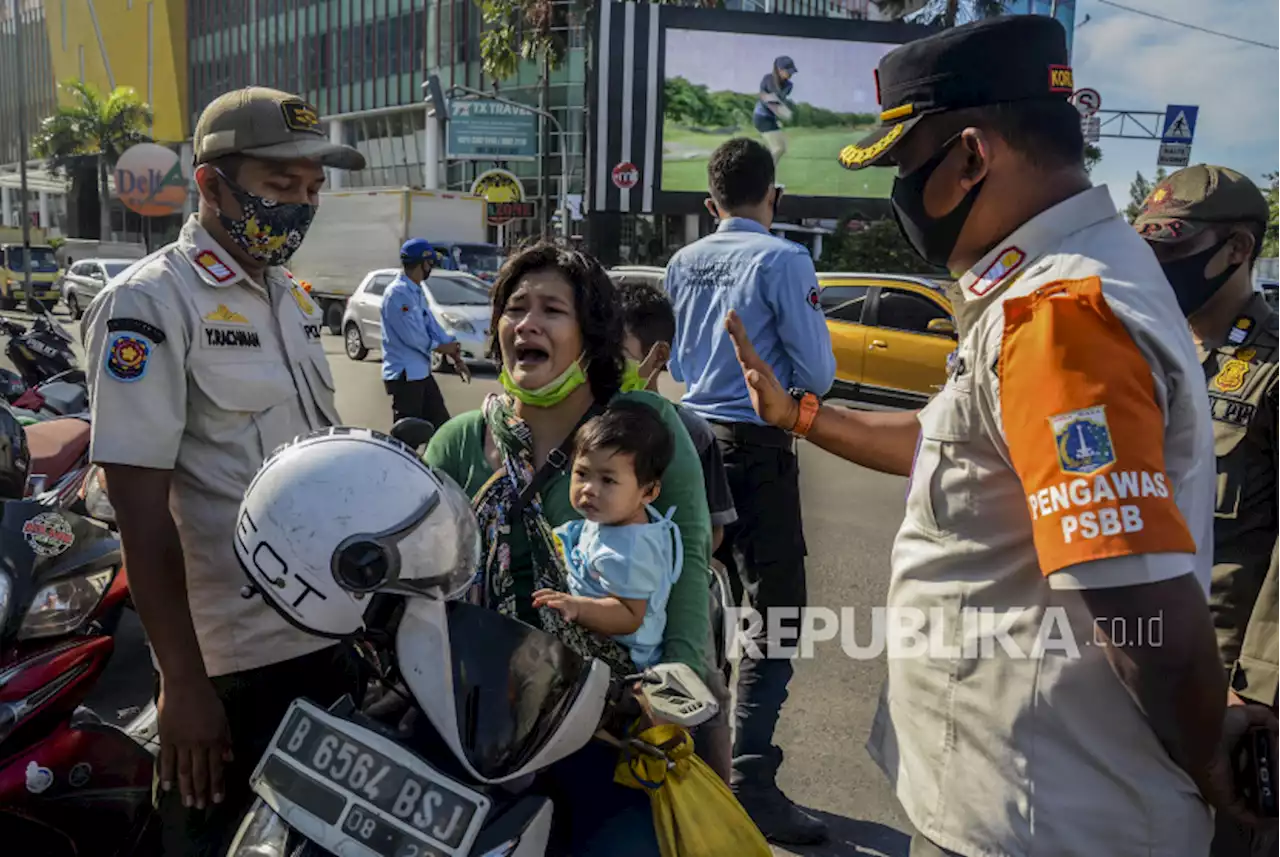 Satpol PP Jakarta Jaring 20 PMKS di Menteng dan Pasar Baru |Republika Online