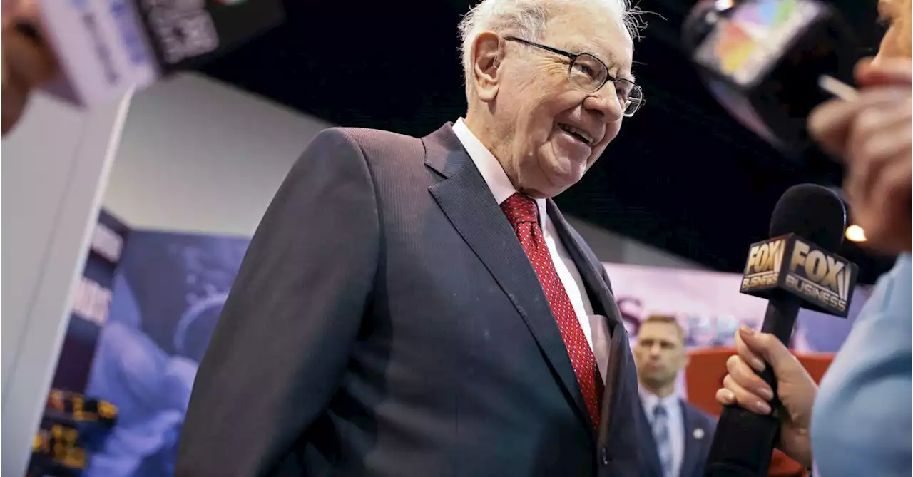 Buffett's Berkshire reveals stake in HP; shares surge almost 10%