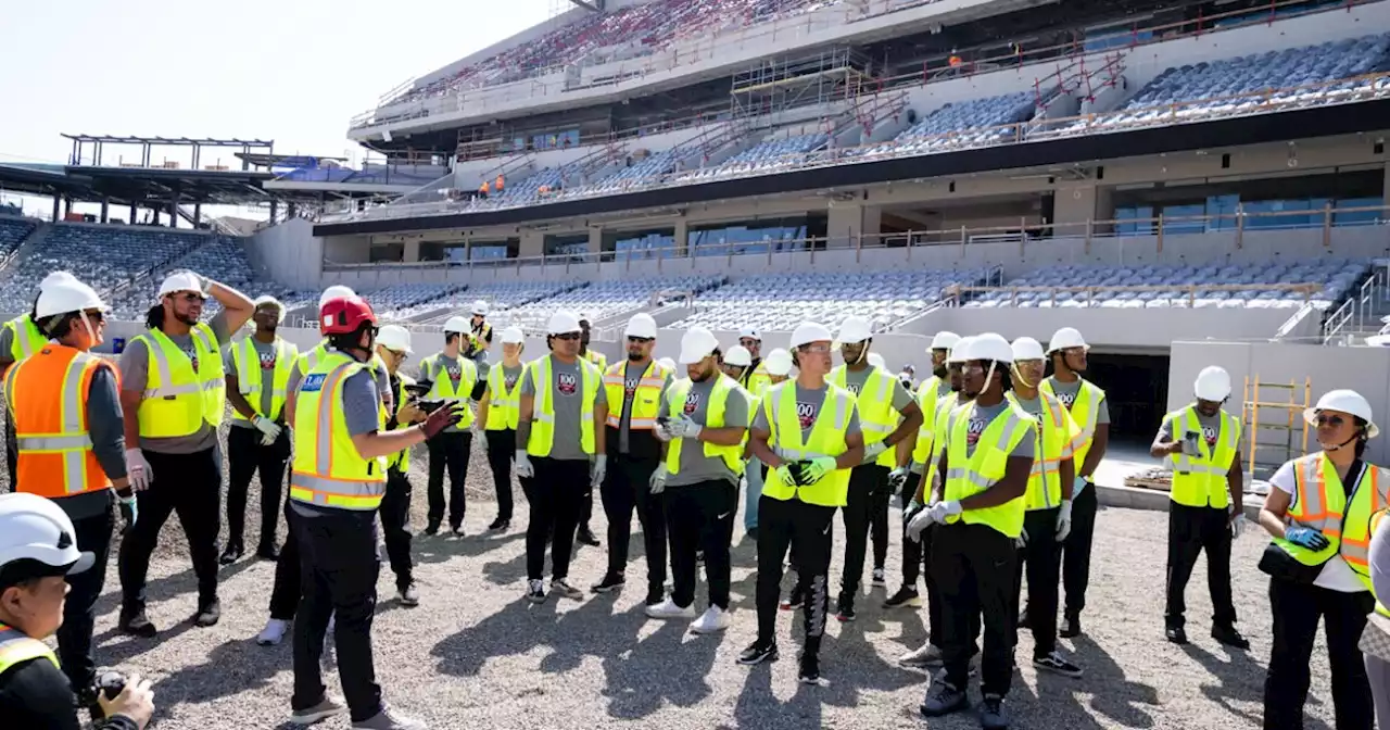 Aztecs' reaction during first visit to Snapdragon Stadium — 'Awesome'