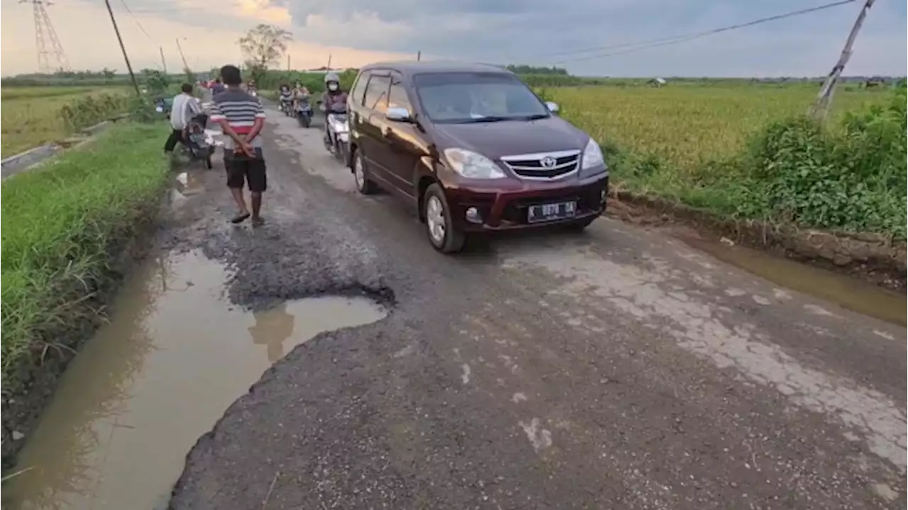 Awas Hati-hati, Jalur Alternatif Mudik Pati-Rembang Rusak Parah