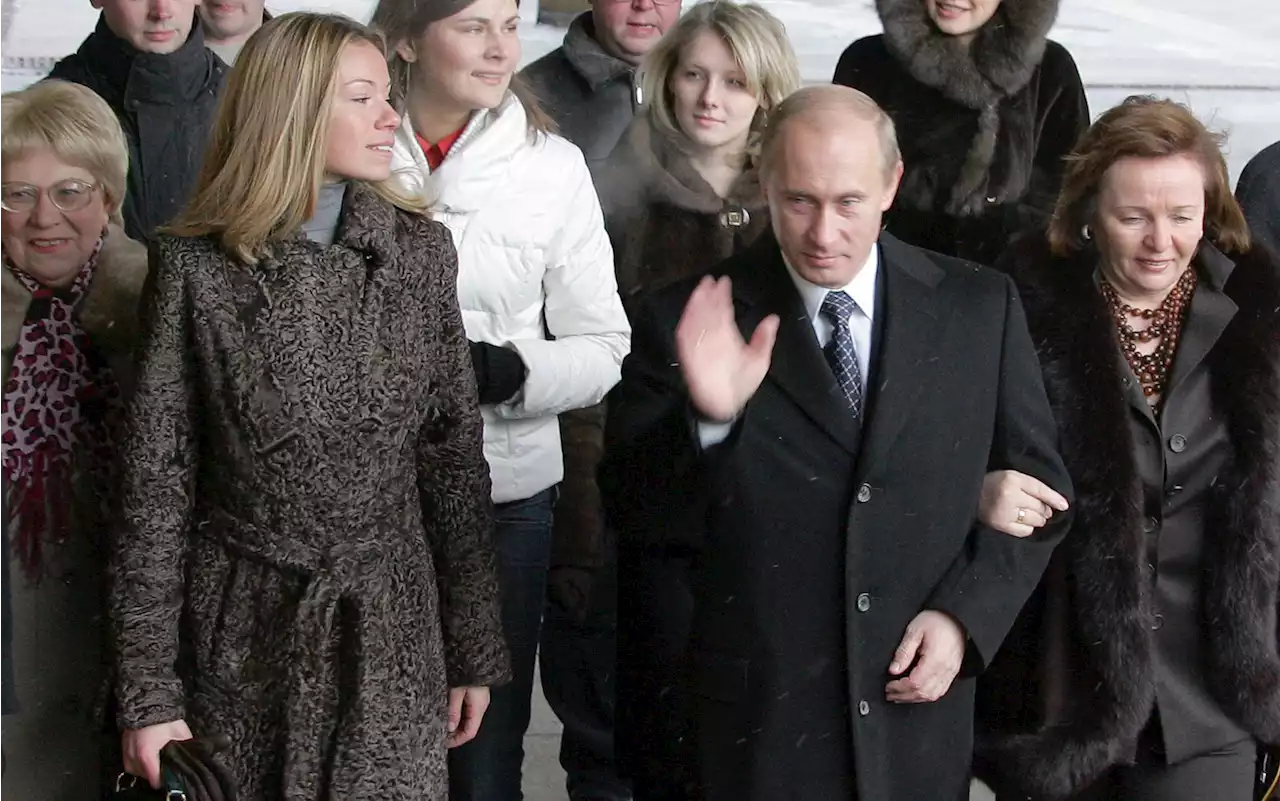 U.S. targets Putin family members with sanctions. Here’s what to know.