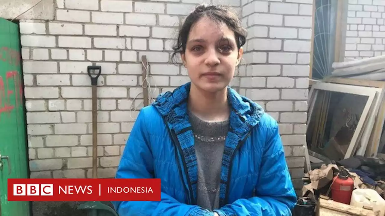 'Sangat menakutkan', penduduk desa Ukraina bertahan di ruang bawah tanah dengan mayat-mayat - BBC News Indonesia