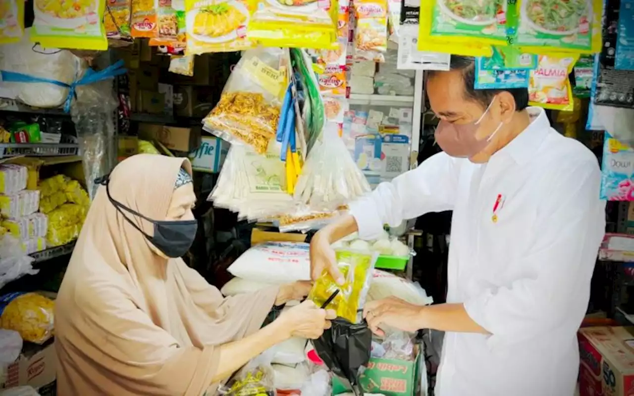 Jokowi: BLT Minyak Goreng Harus Selesai Disalurkan Sebelum Lebaran | Kabar24 - Bisnis.com