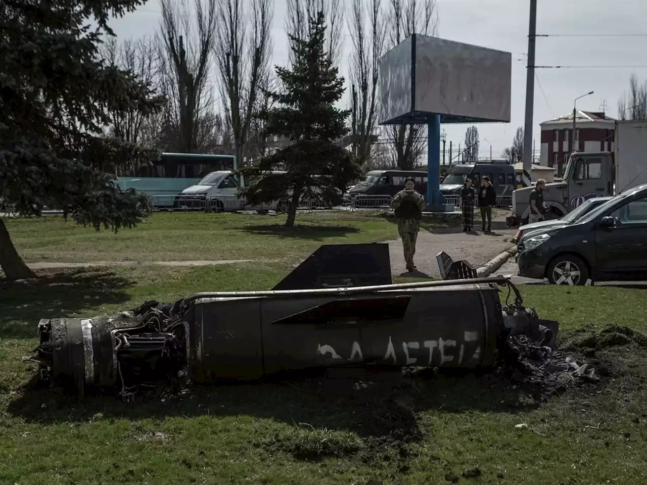 Russian rocket that struck Ukrainian train station had 'For the children' written on its side | Businessinsider