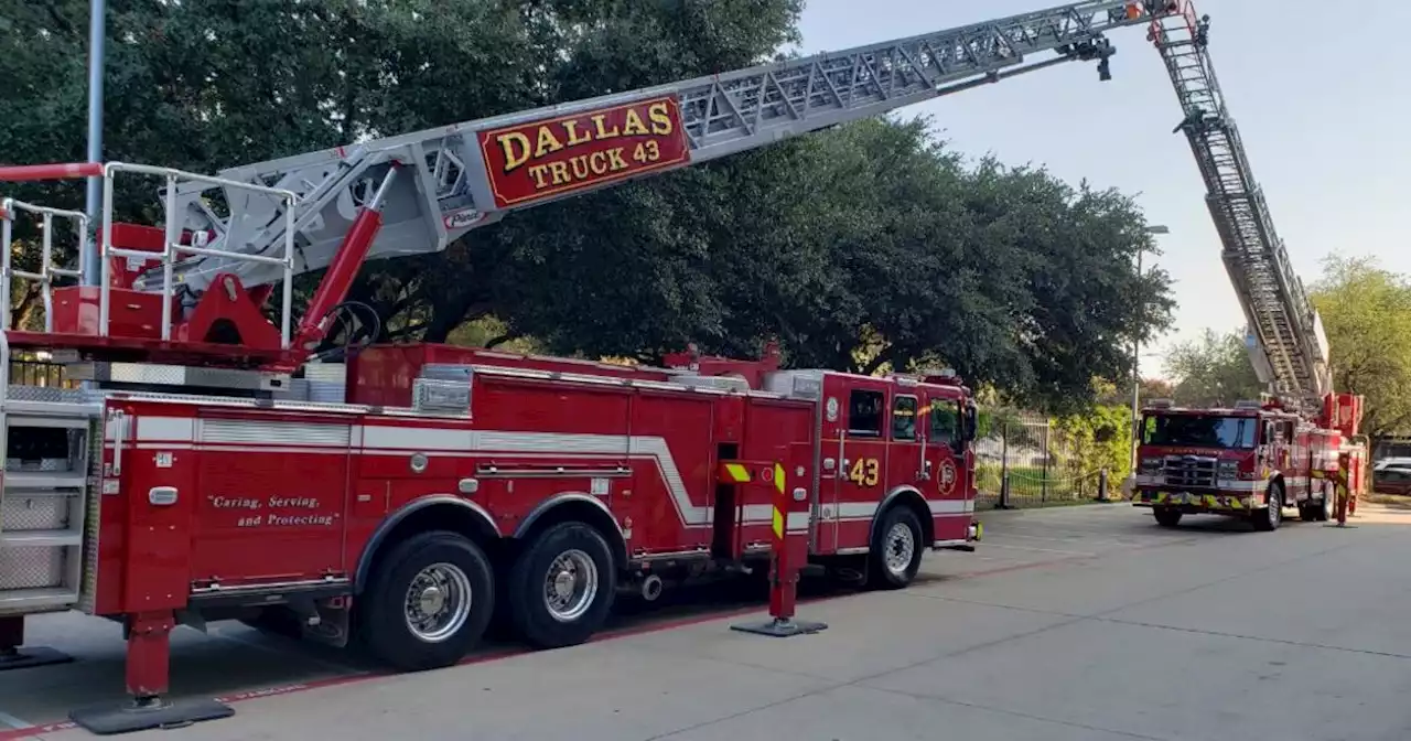 2 Dallas firefighters hurt responding to 4-alarm fire at senior living facility